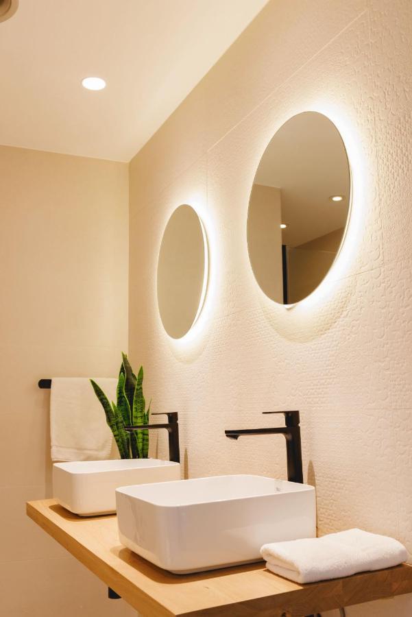 Bravissimo Cort Reial Duplex, Spacious With 3 Bedrooms Gerona Exterior foto