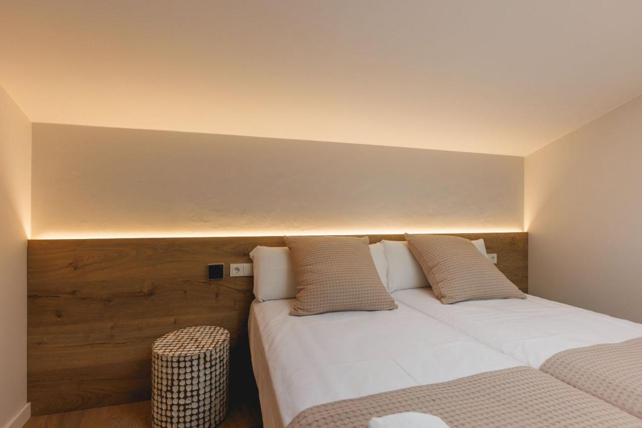 Bravissimo Cort Reial Duplex, Spacious With 3 Bedrooms Gerona Exterior foto