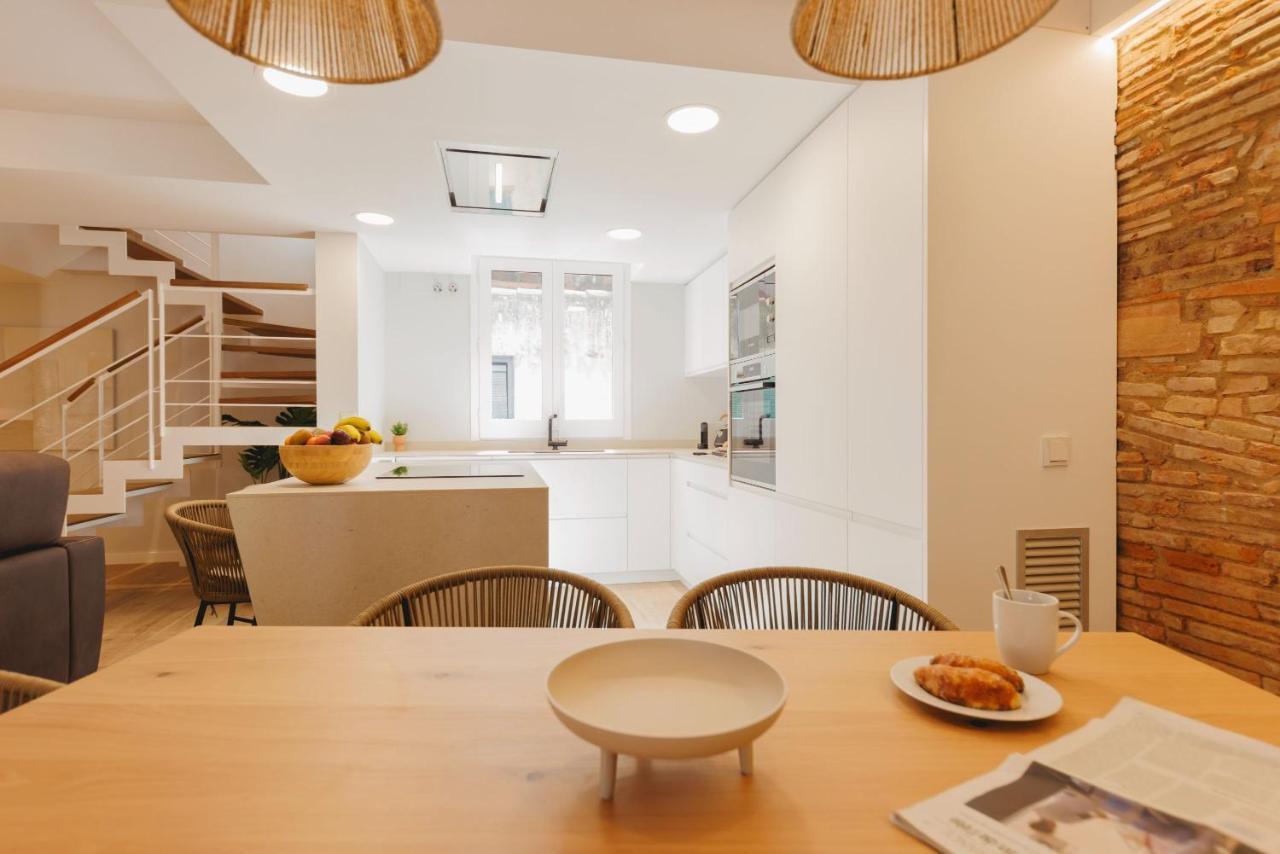 Bravissimo Cort Reial Duplex, Spacious With 3 Bedrooms Gerona Exterior foto