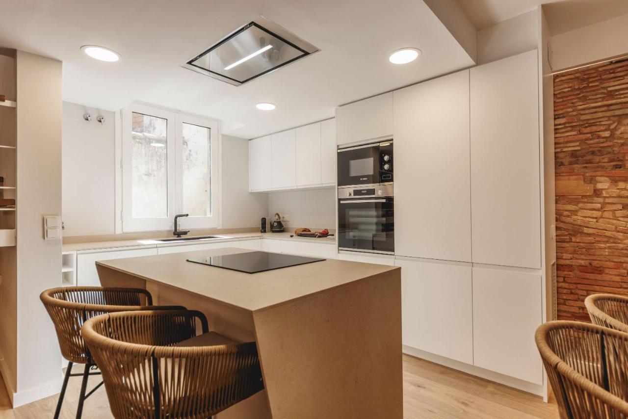Bravissimo Cort Reial Duplex, Spacious With 3 Bedrooms Gerona Exterior foto