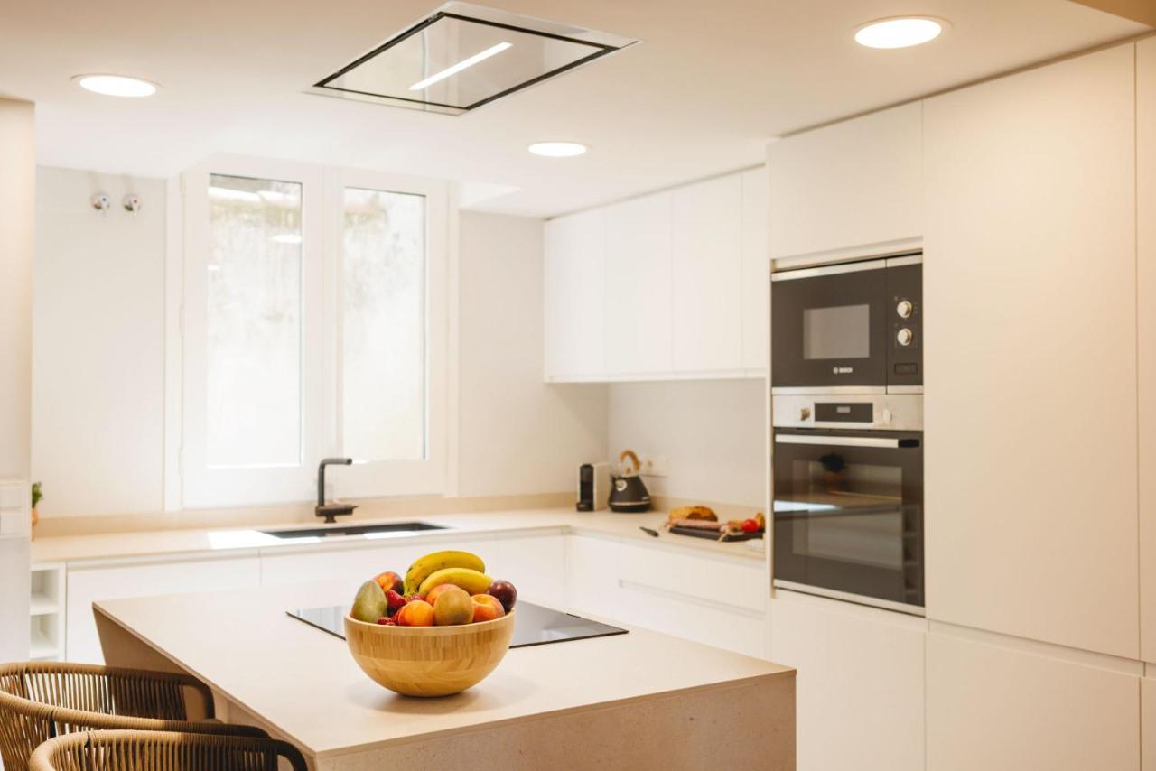 Bravissimo Cort Reial Duplex, Spacious With 3 Bedrooms Gerona Exterior foto