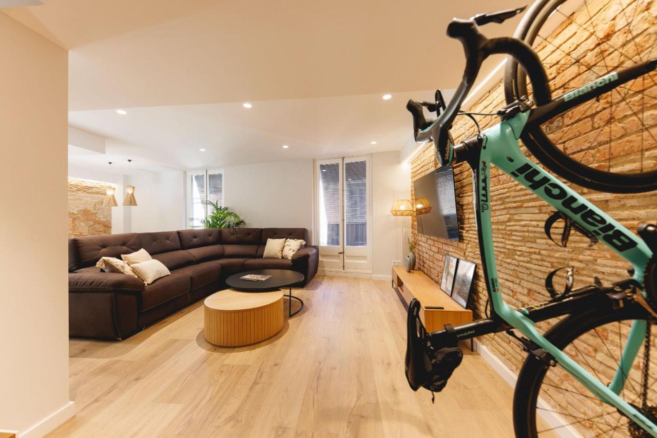 Bravissimo Cort Reial Duplex, Spacious With 3 Bedrooms Gerona Exterior foto