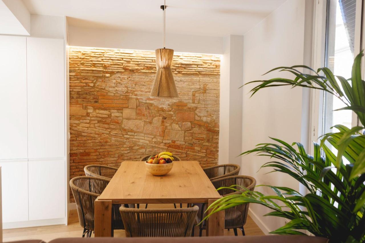 Bravissimo Cort Reial Duplex, Spacious With 3 Bedrooms Gerona Exterior foto
